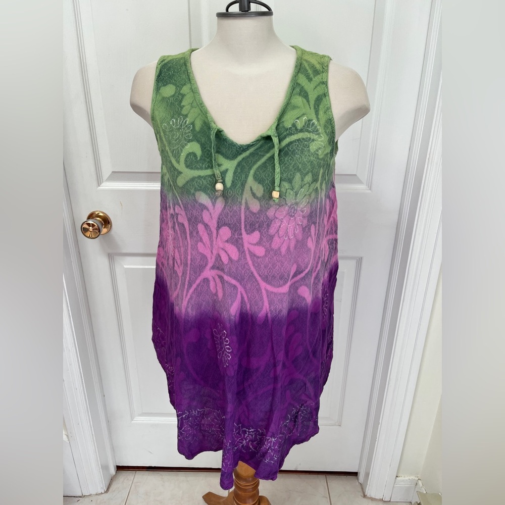 Papa Vancouver beach coverup, one size.
